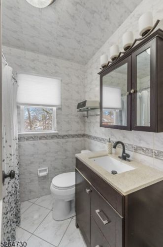 1085 Voorhees St, Industrial Hillside NJ 07205-2619 exterior