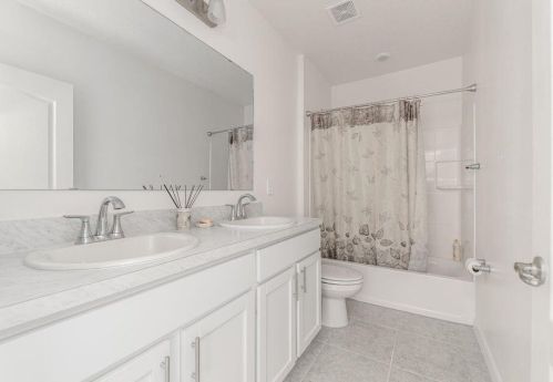 6186 Gatun Dr, Fort Pierce FL  34986-4402 exterior