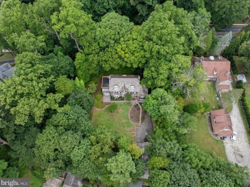 6424 City Ave, Philadelphia PA 19151-2410 exterior