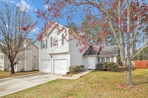 2397 Rambling Way, Lithonia GA  30058-3983 exterior