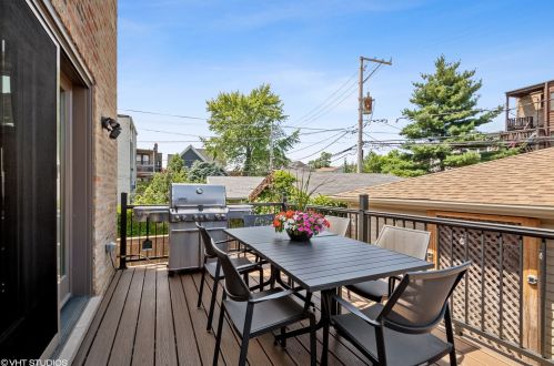 1734 Balmoral Ave, Chicago IL 60640-1003 exterior