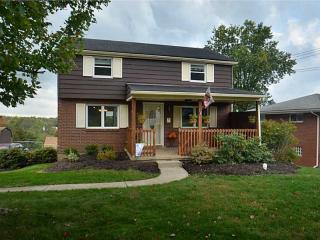 317 Noel Dr, Monroeville PA  15146-1523 exterior