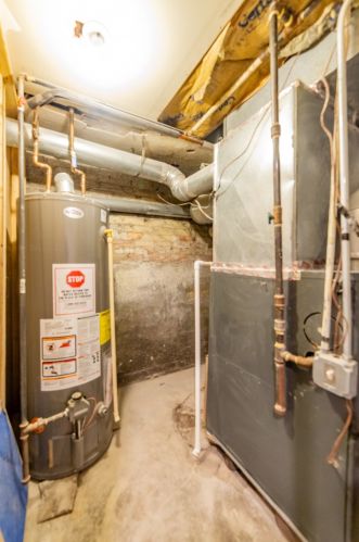 7225 Bennett Ave, Chicago IL  60649-2905 exterior