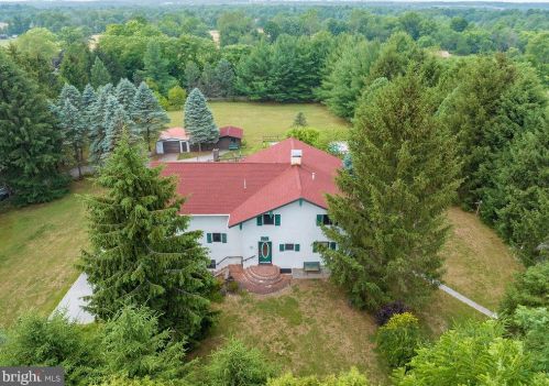 1900 Fish And Game Rd, Littlestown PA 17340-8808 exterior