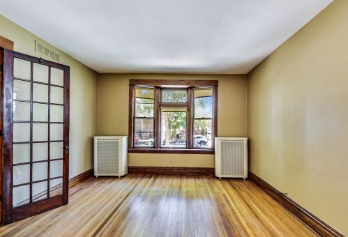 2145 Grace St, Chicago IL 60618-4901 exterior