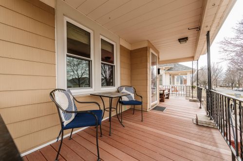 3018 74th St, Milwaukee, WI 53219-2834