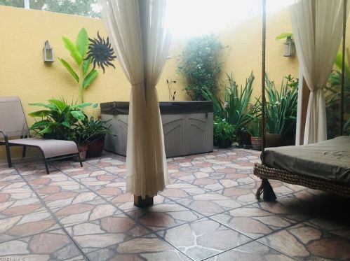 4524 Court Way, Naples FL 34109-1567 exterior