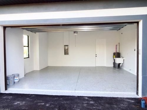 4281 60 Ave, Naples FL 34120-2684 exterior