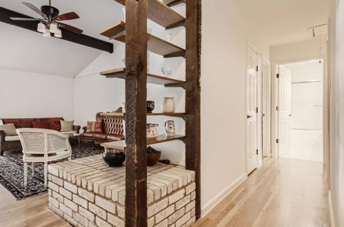 10505 Berthound Dr, Austin TX 78758-4732 exterior