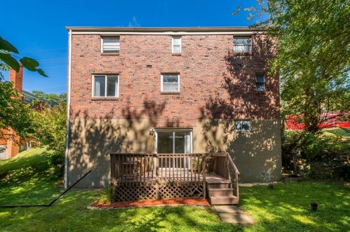 1492 Prospect Rd, Pittsburgh PA 15227-3733 exterior