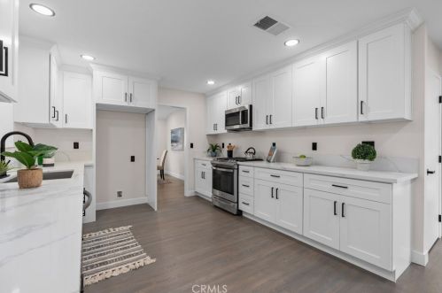 1850 Mariposa Ln, Fullerton CA  92833-1819 exterior