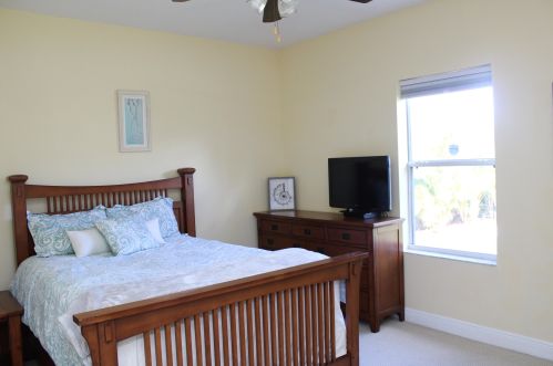 3857 Hainlin St, Fort Pierce FL 34953-4071 exterior