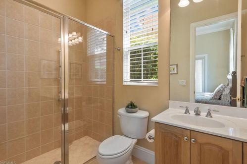 8528 Bellagio Dr, Naples FL 34114-6434 exterior