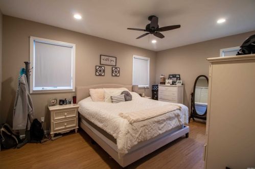 1000 Smithtown Ave, Bohemia NY 11716-2179 exterior