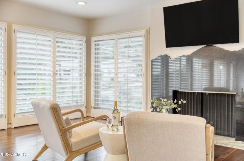 6619 36th St, Phoenix AZ  85018-1004 exterior