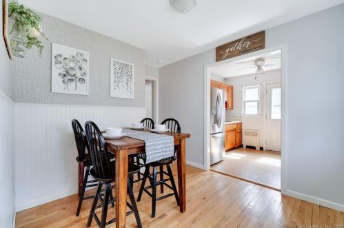 35 Harley Rd, Milford CT 06460-3725 exterior