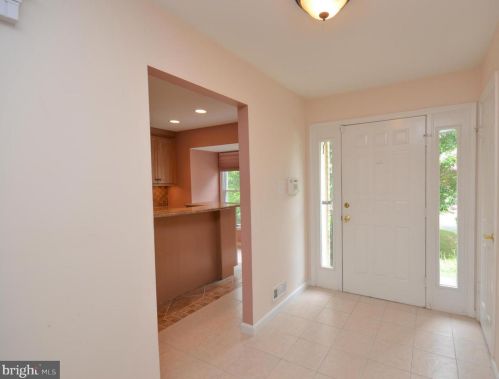 4910 Cloister Dr, Rockville MD  20852-3362 exterior