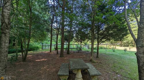 8388 Lake Dr, Lithonia GA  30039-5724 exterior