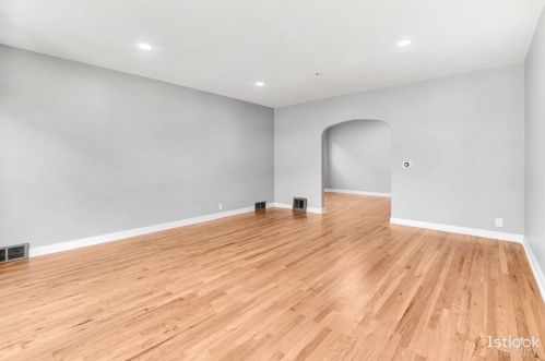 5249 Byron St, Chicago IL  60641-2550 exterior