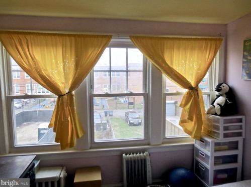 1335 Taylor St, Washington DC 20011-5508 exterior