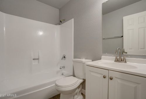 10714 36th Ave, Phoenix AZ  85029-4005 exterior