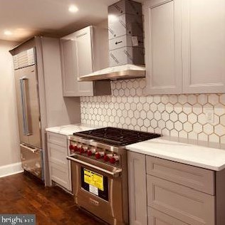 776 Front St, Philadelphia PA 19147-3523 exterior