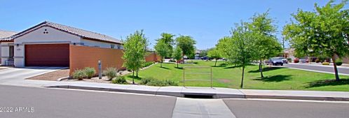 6426 38 Dr, Phoenix AZ 85029-2007 exterior