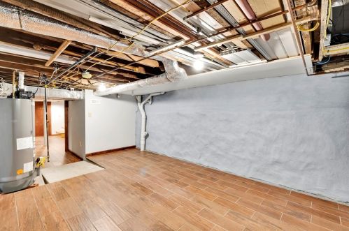 78 Hbr Vw St, Boston MA exterior