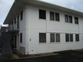 1545 Kewalo St, Honolulu HI  96822-4218 exterior