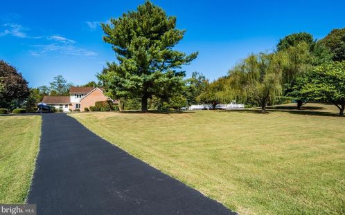 3010 New Enterprise Ct, Huntingtown MD 20639-9136 exterior