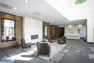 400 South Water St, Chicago IL  60601-4021 exterior