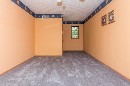 5555 2 St, Kalamazoo MI 49009-8576 exterior