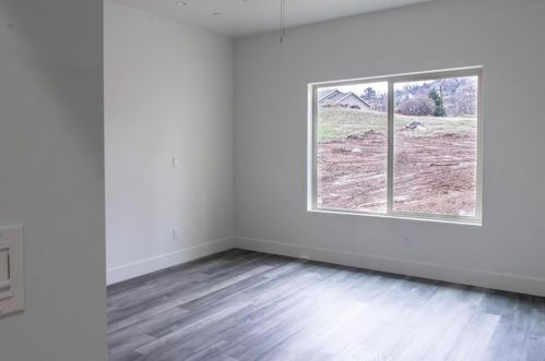 30810 Roan Ct, Tehachapi CA  93561-5480 exterior