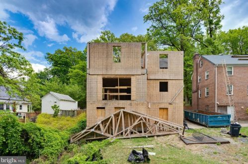 3722 13th St, Washington DC 20010-1411 exterior