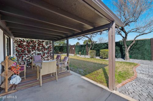 2152 Clarendon Ave, Phoenix AZ 85033-4120 exterior