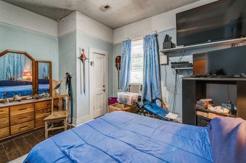 702 Fraser St, Atlanta GA 30315-1245 exterior