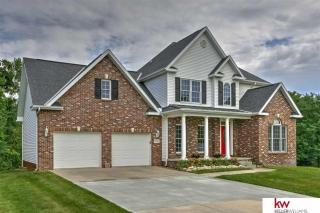 5010 Lake Forest Dr, Omaha NE  68164-2791 exterior