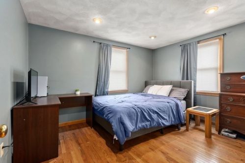 50 Beverly St, North Andover MA 01845-3403 exterior