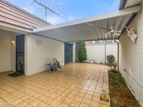 5654 12 St, Phoenix AZ 85086-7358 exterior