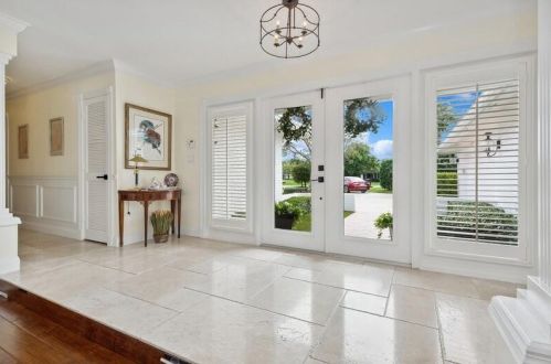 4795 Oak Cir, Boynton Beach FL 33436-5922 exterior