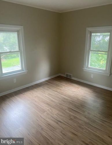 17 Woodland Ave, Trenton NJ 08638-2523 exterior