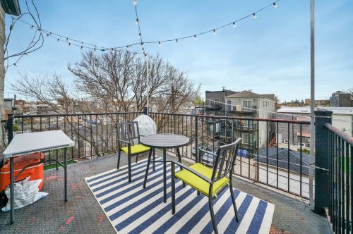 2709 Campbell Ave, Chicago IL  60647-1922 exterior