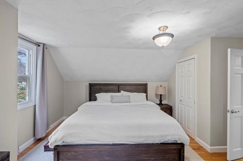 36 Mulberry Cir, Providence RI 02919-2534 exterior