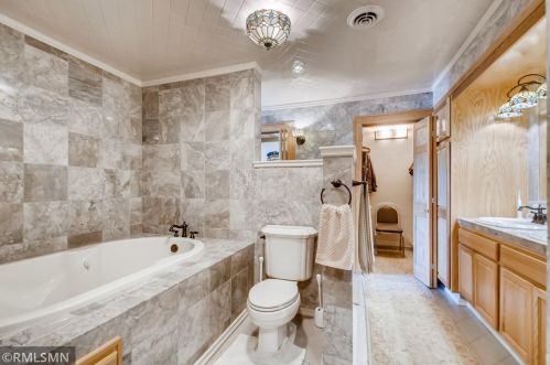 138 Dwane St, South Saint Paul MN 55075-1649 exterior