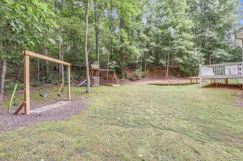 4054 Skyline Dr, Gainesville GA 30501-7662 exterior