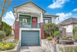 7359 17th Ave, Seattle WA  98115-5740 exterior