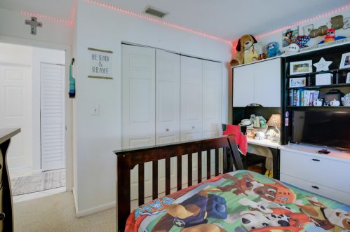 2414 30 Rd, Boca Raton FL 33431-6370 exterior