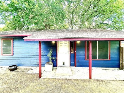 2902 3rd St, Austin TX  78702-4848 exterior