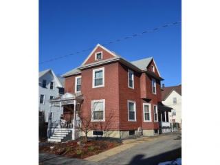 195 Walnut St, Manchester, NH 03104-3653