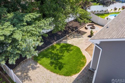 28 Twain Ave, Old Bridge NJ  08857-2110 exterior